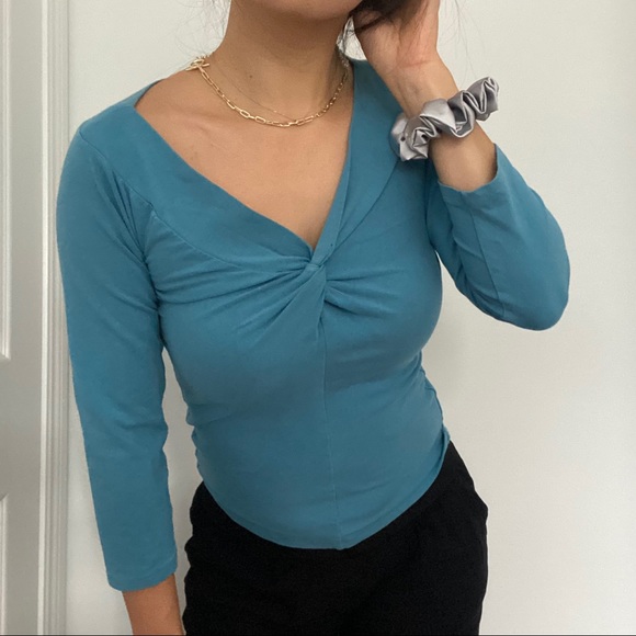 Club Monaco Blue 3/4 Sleeve Knot Top - Picture 1 of 4